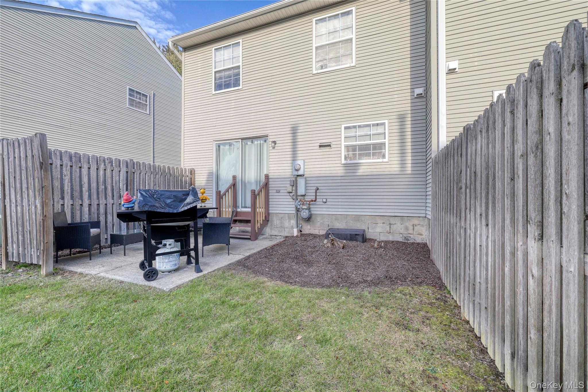 #19 photo, 256 Quassaick Avenue, New Windsor , NY 12553