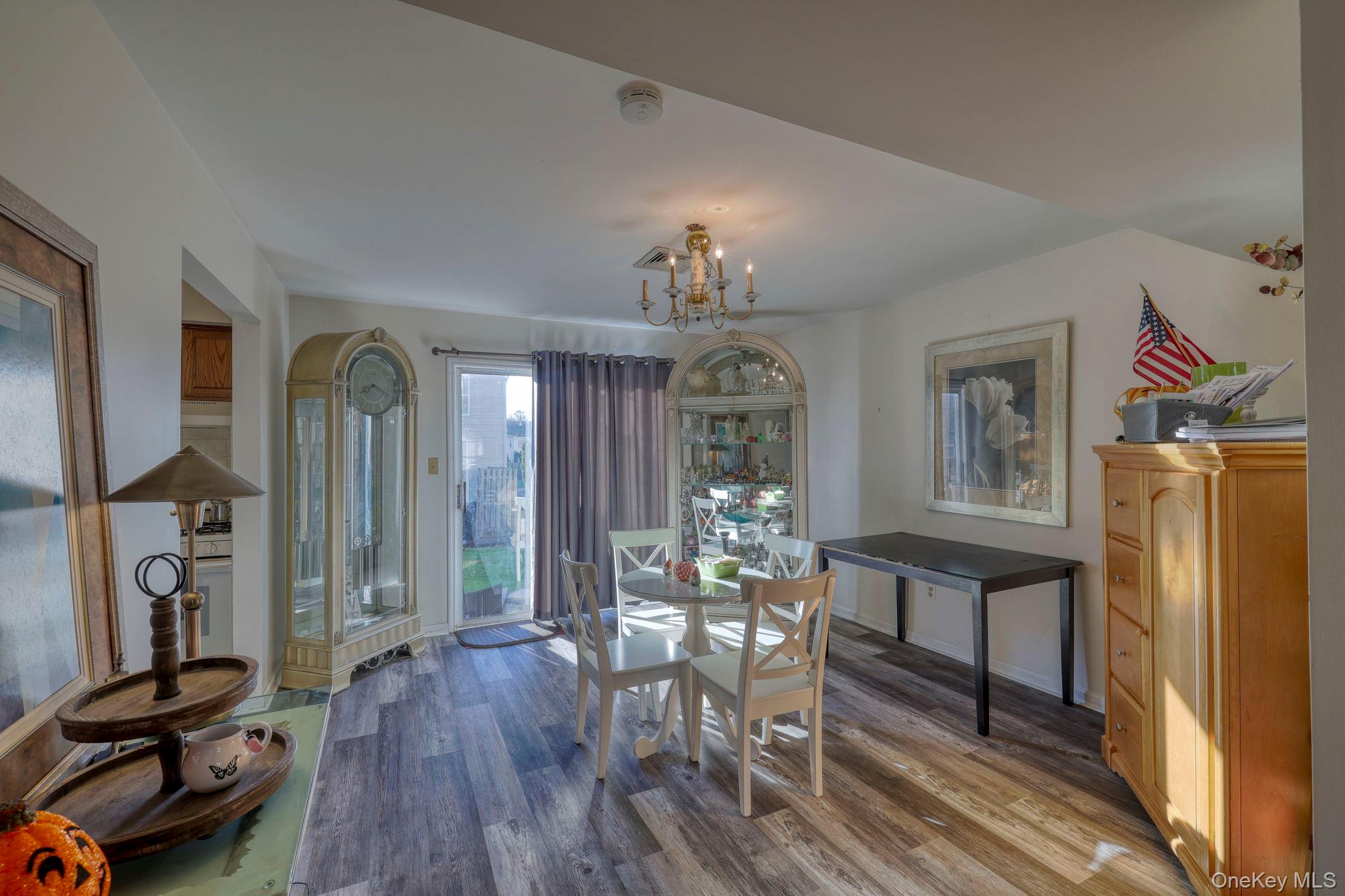 #7 photo, 256 Quassaick Avenue, New Windsor , NY 12553