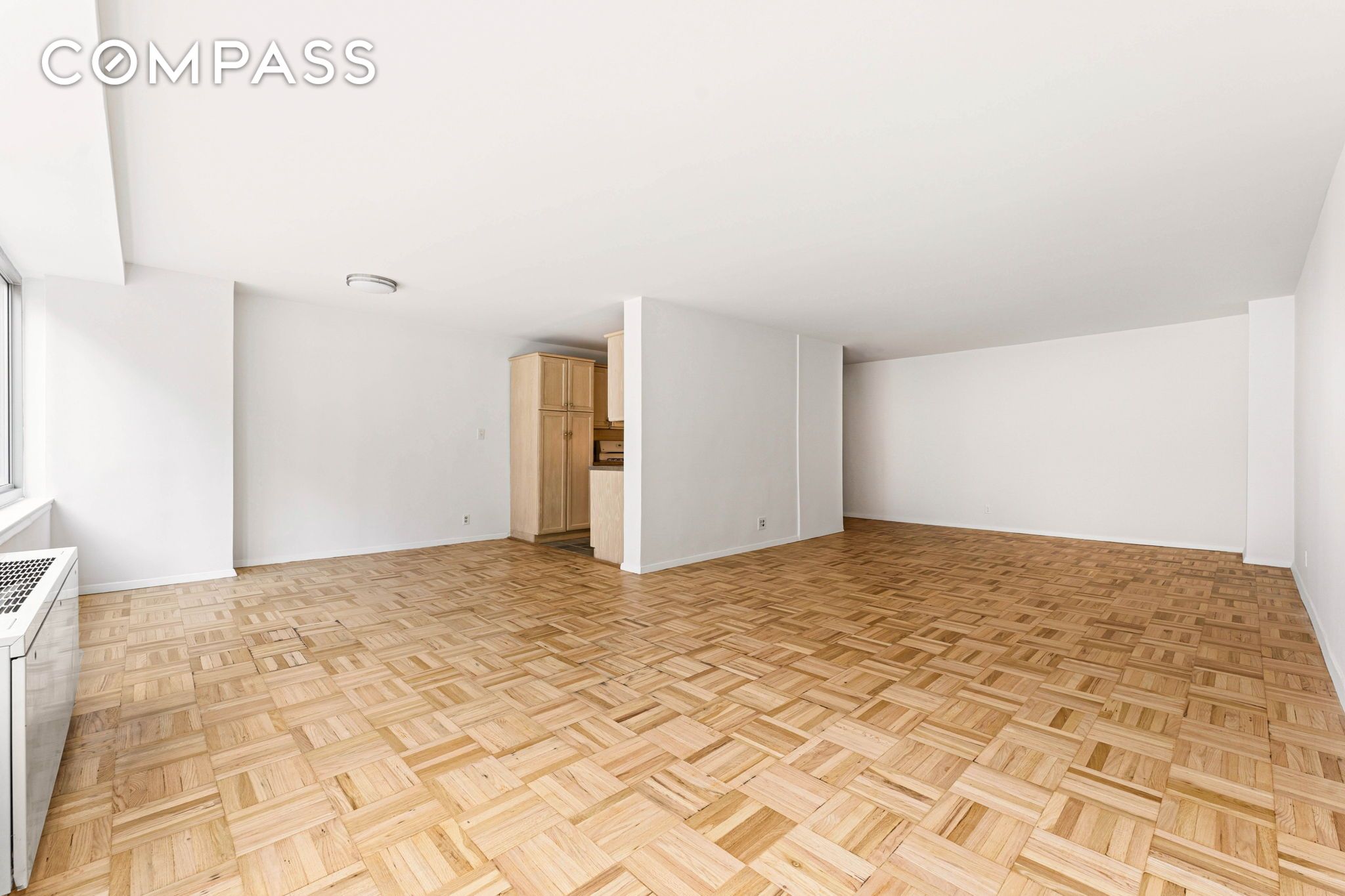 #12 photo, 315 W 70th Street, Upper West Side , NY 10023