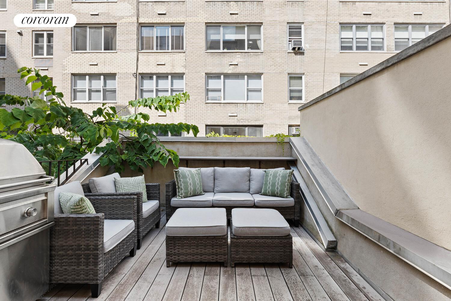 #18 photo, 9 E 82ND Street, Upper East Side , NY 10028