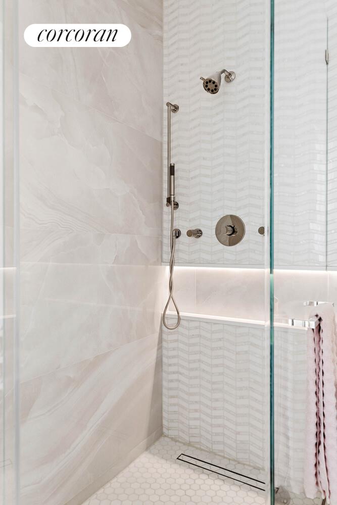 #21 photo, 9 E 82ND Street, Upper East Side , NY 10028