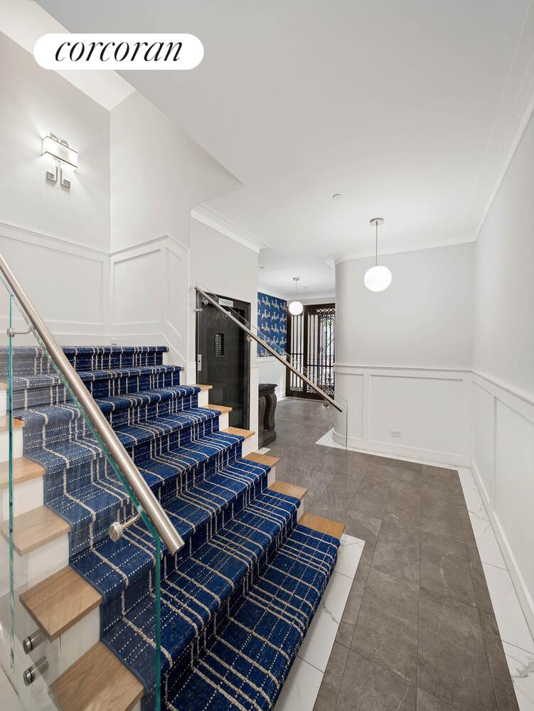 #4 photo, 9 E 82ND Street, Upper East Side , NY 10028