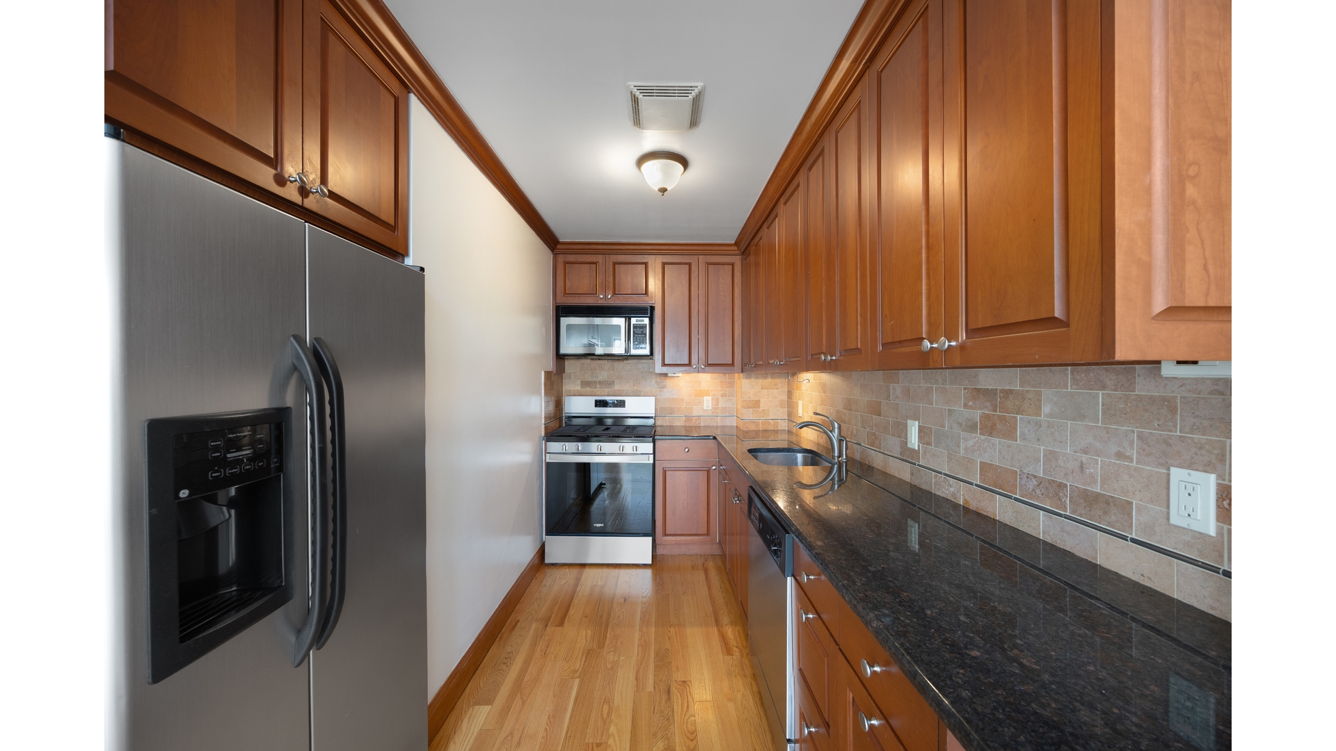 #11 photo, 216 CALYER Street, Greenpoint , NY 11222