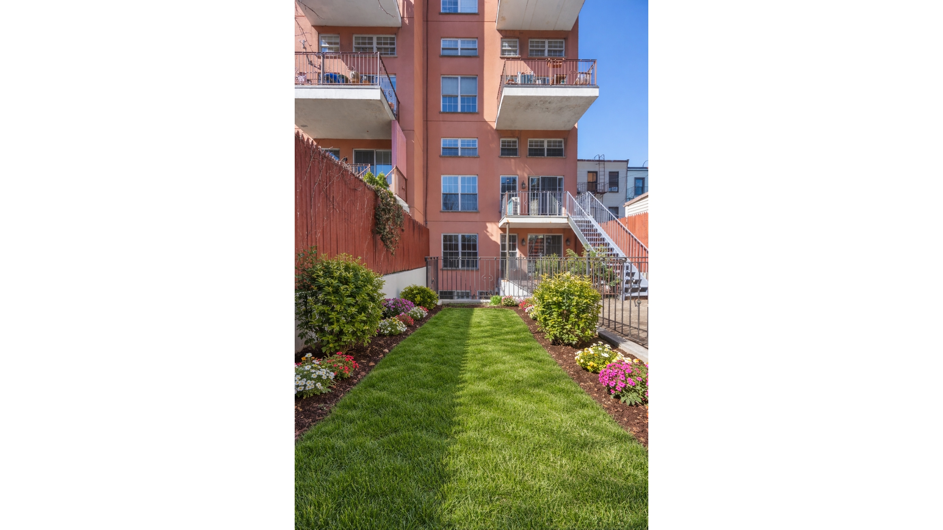 #10 photo, 216 CALYER Street, Greenpoint , NY 11222