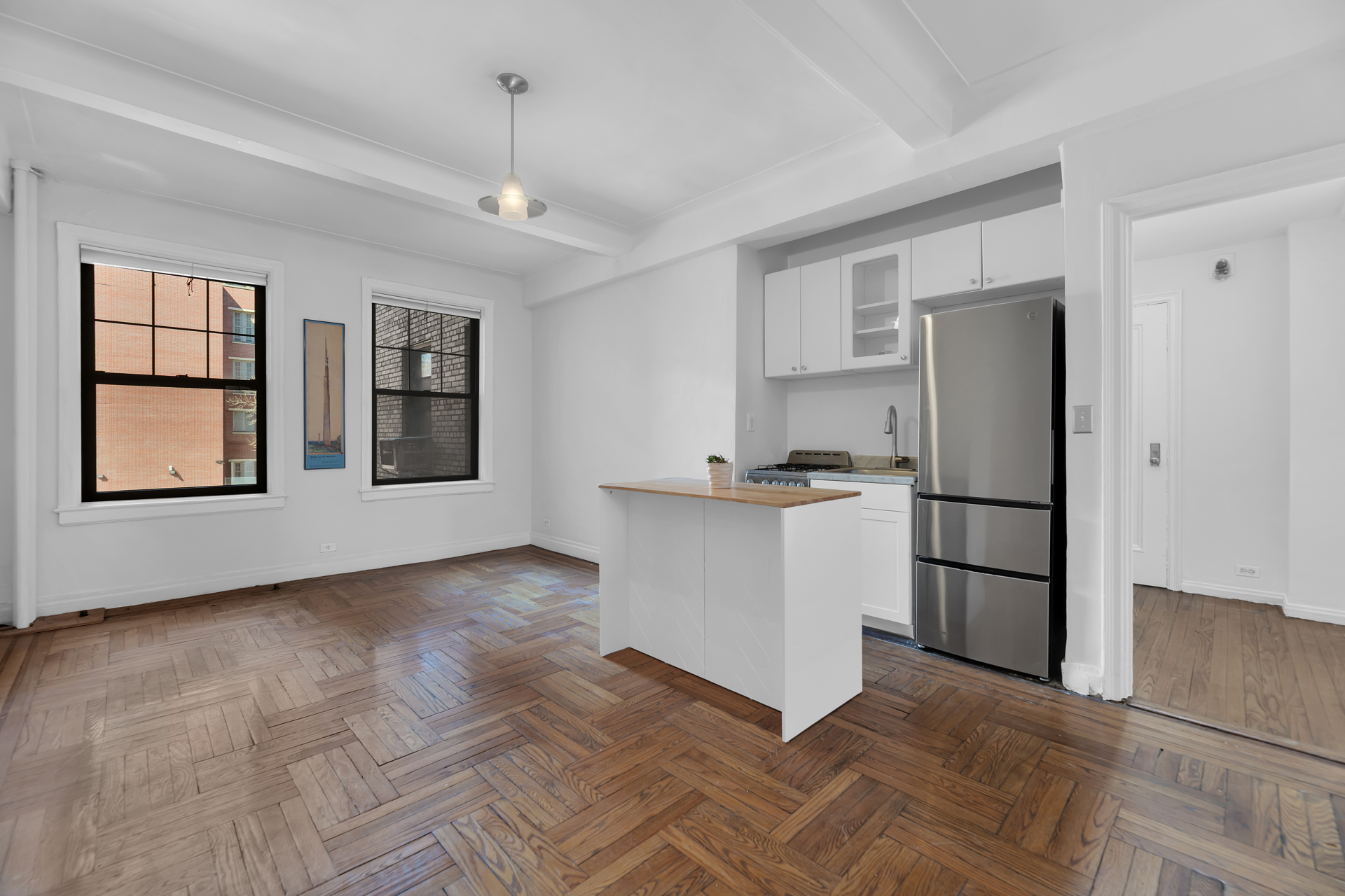 #3 photo, 141 E 3RD Street, East Village , NY 10009