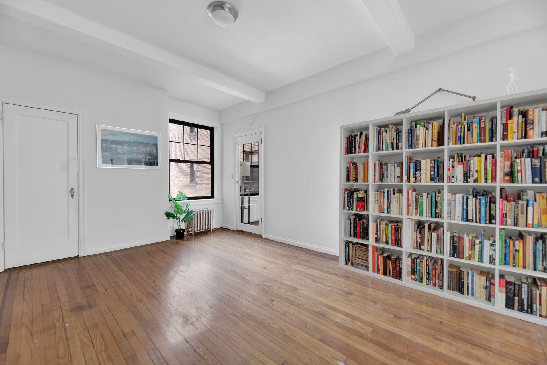 #5 photo, 141 E 3RD Street, East Village , NY 10009