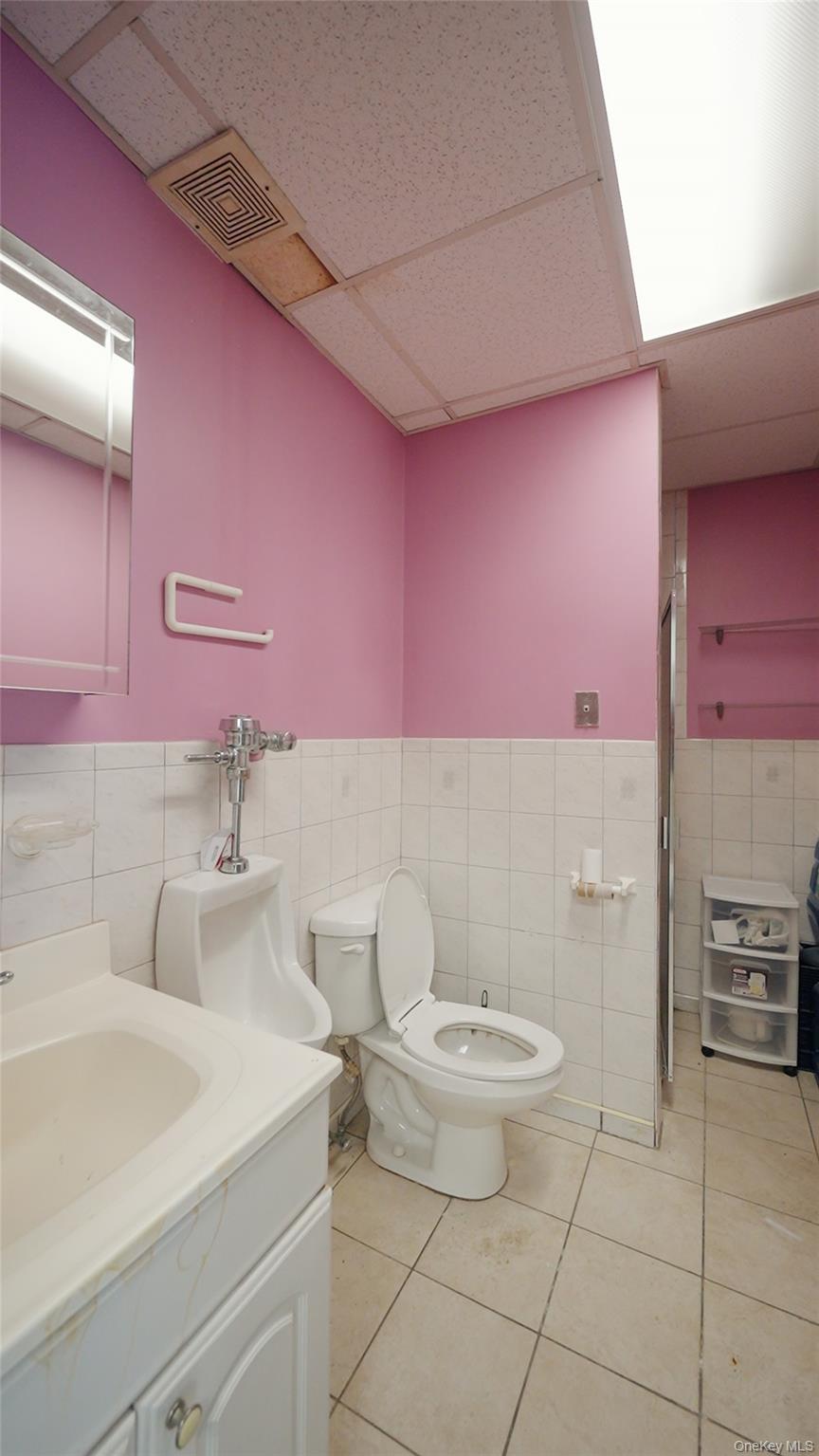 #13 photo, 2430 Grand Ave 2430 Grand Ave Avenue, Hempstead , NY 11510