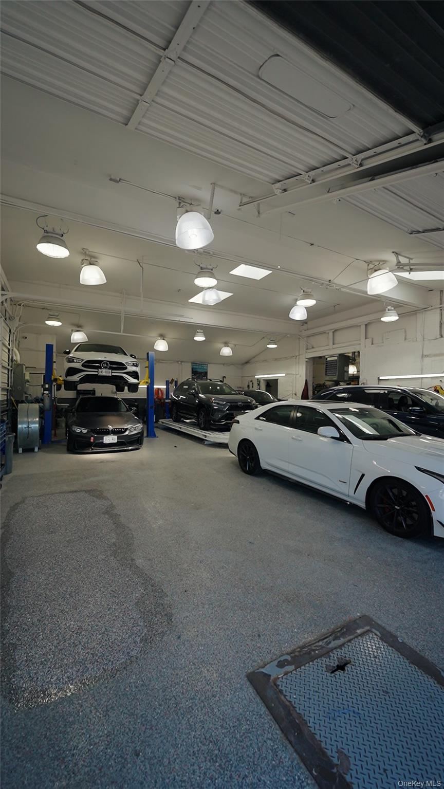 #19 photo, 2430 Grand Ave 2430 Grand Ave Avenue, Hempstead , NY 11510