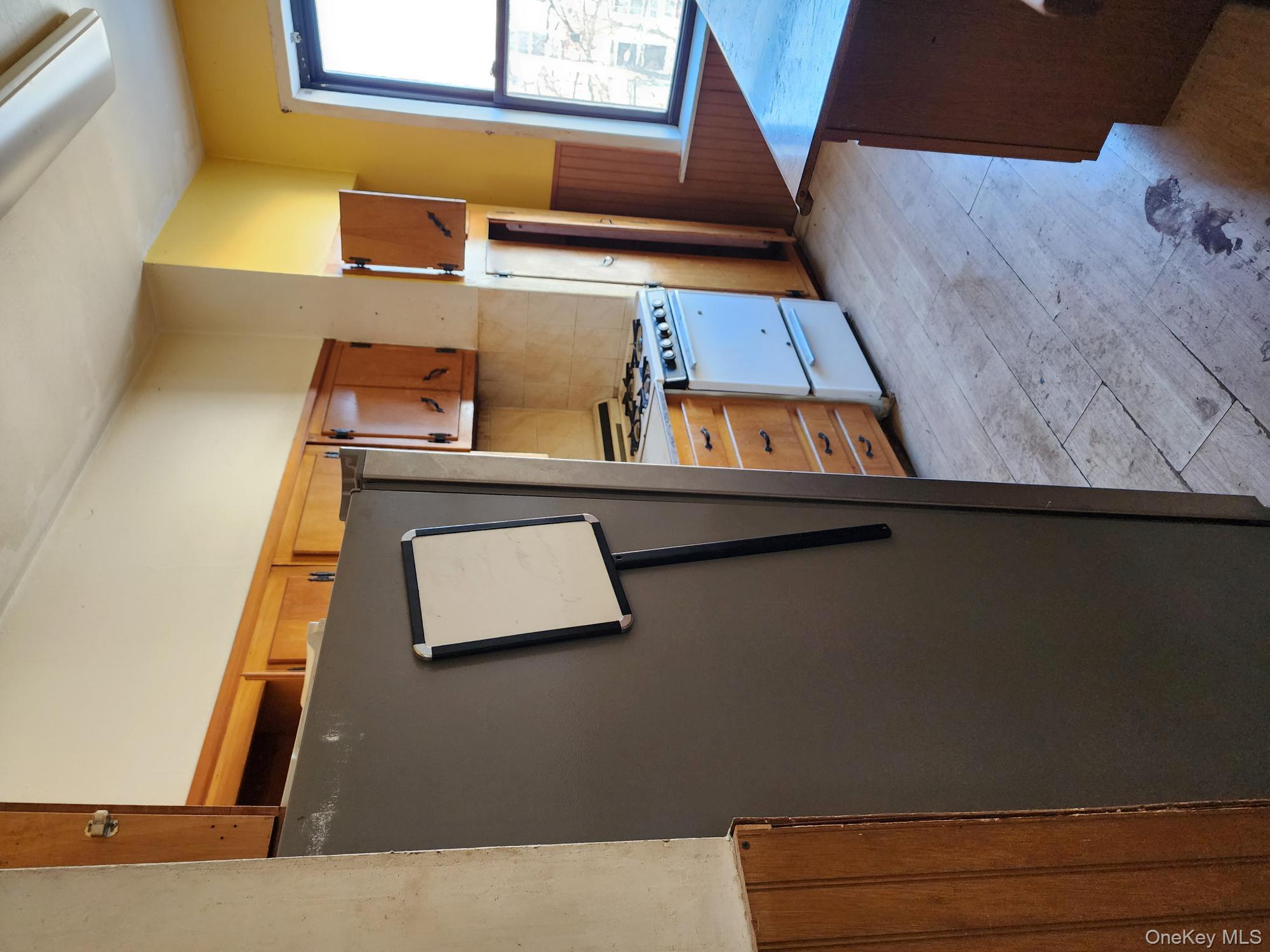 #11 photo, 6161 Eliot Avenue, Middle Village , NY 11379