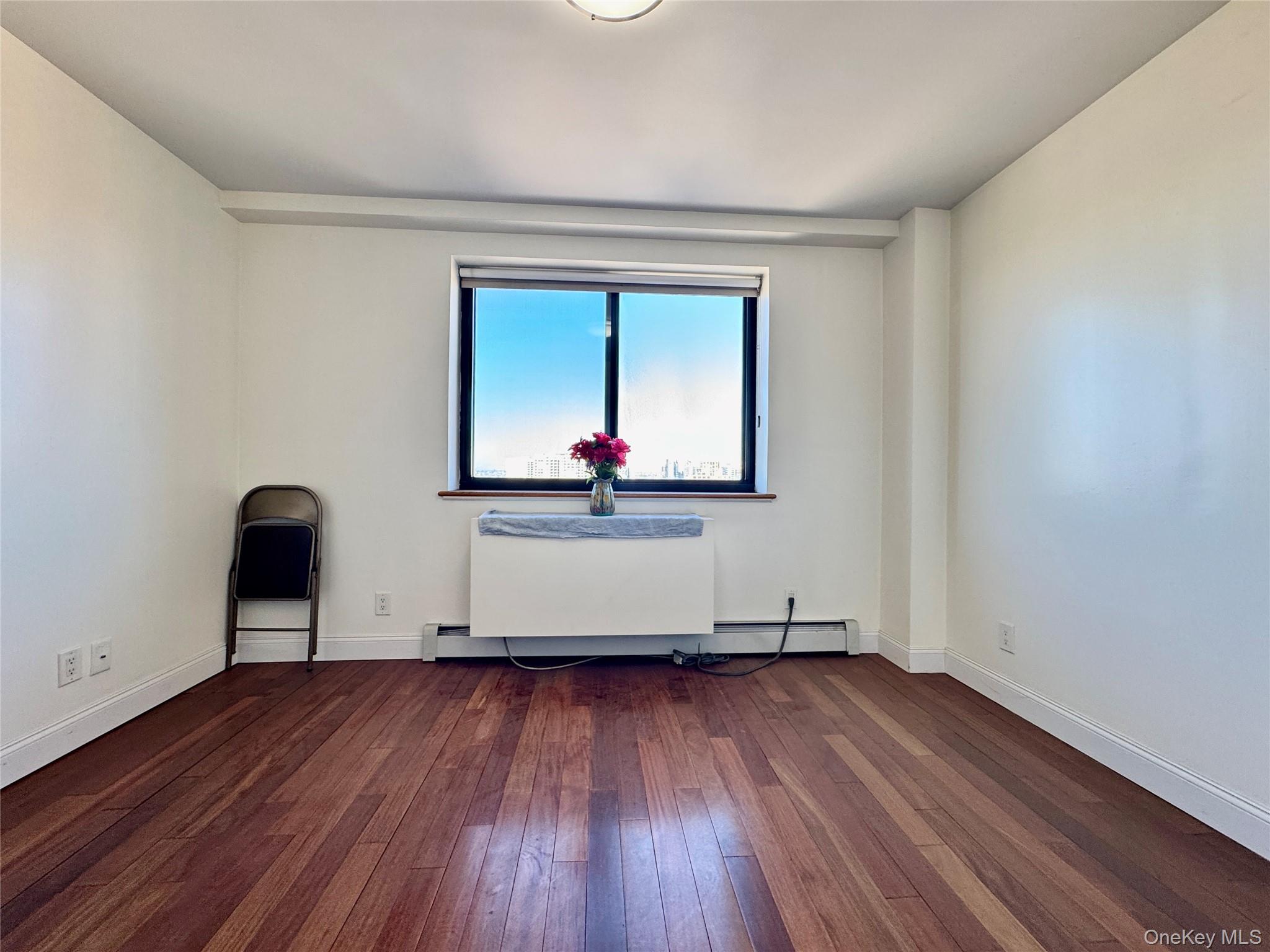 #9 photo, 13226 Avery Avenue, Flushing , NY 11355