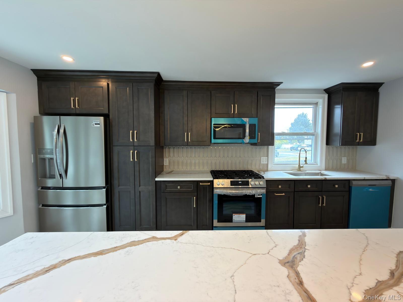 #14 photo, 21 Colby Drive, سوفولك Kings Park , NY 11754