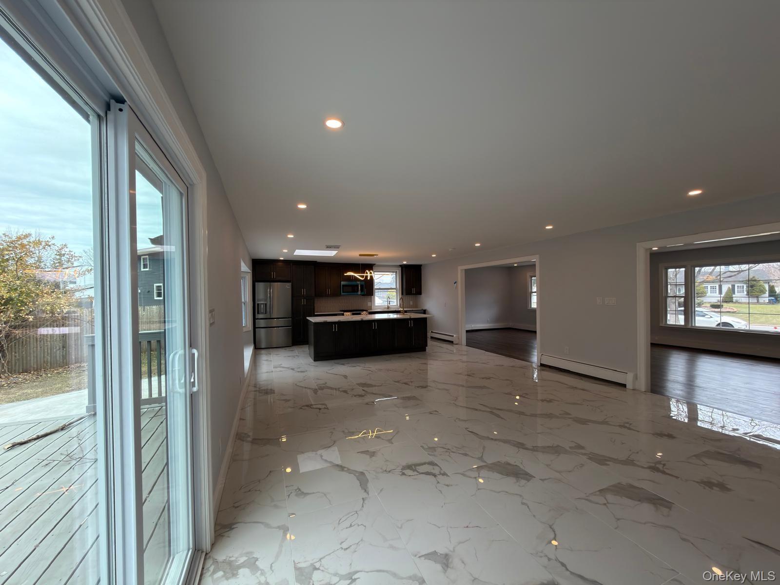 #8 photo, 21 Colby Drive, سوفولك Kings Park , NY 11754