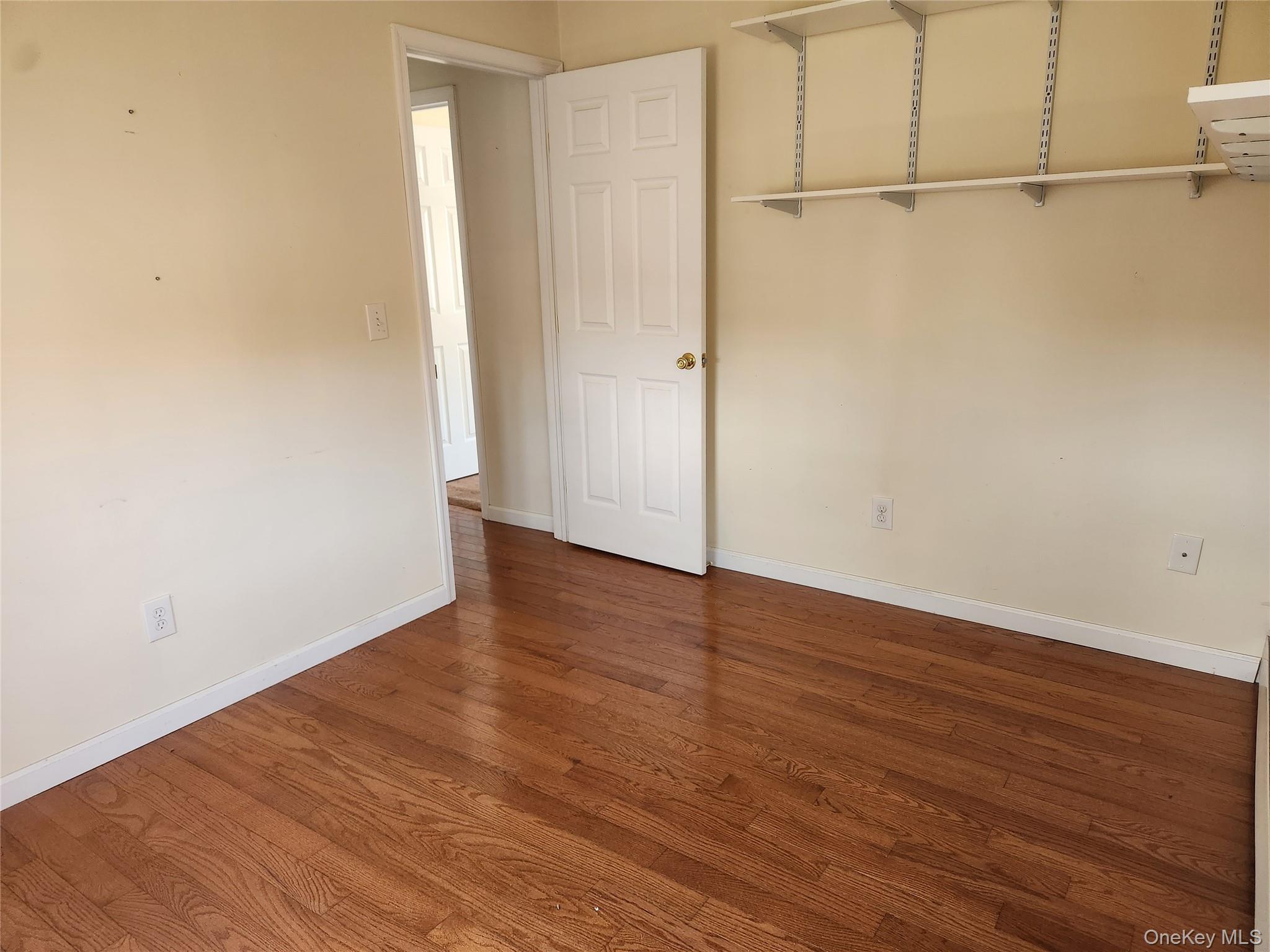 #10 photo, 610 Bermuda Road, West Babylon , NY 11704