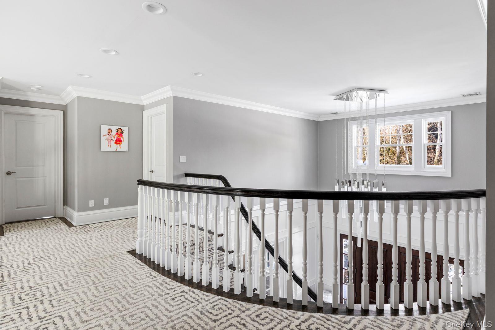 #18 photo, 27 Victorian Lane, Brookville , NY 11545