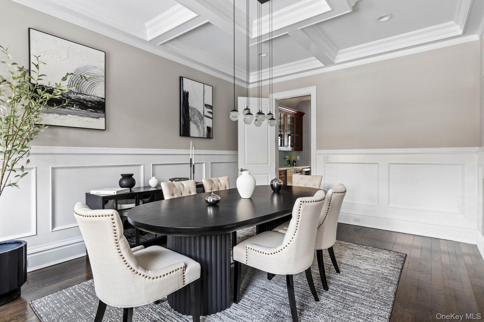 #8 photo, 27 Victorian Lane, Brookville , NY 11545