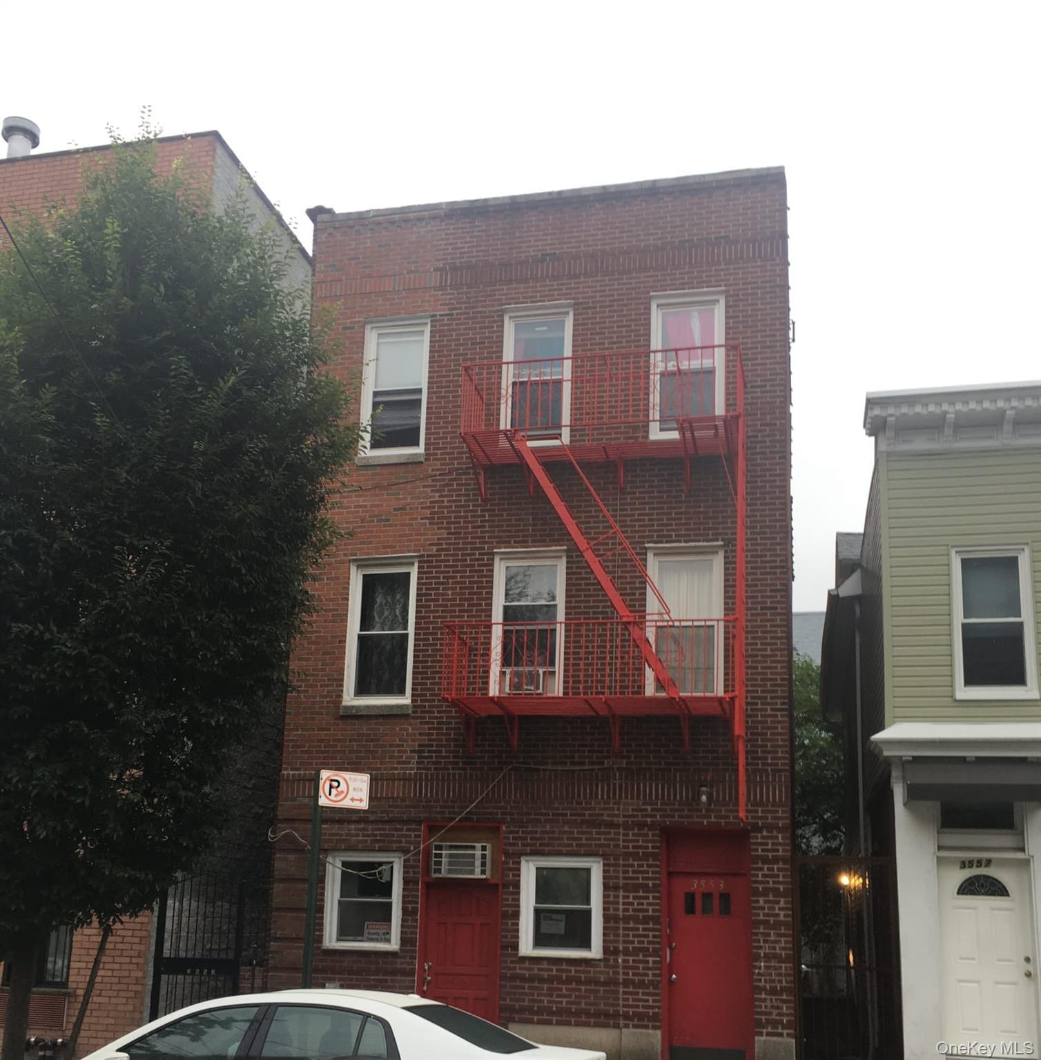 #1 photo, 3553 Holland Avenue, Bronx , NY 10467