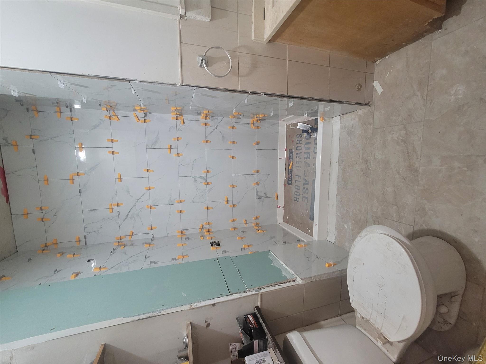 #10 photo, 3553 Holland Avenue, Bronx , NY 10467