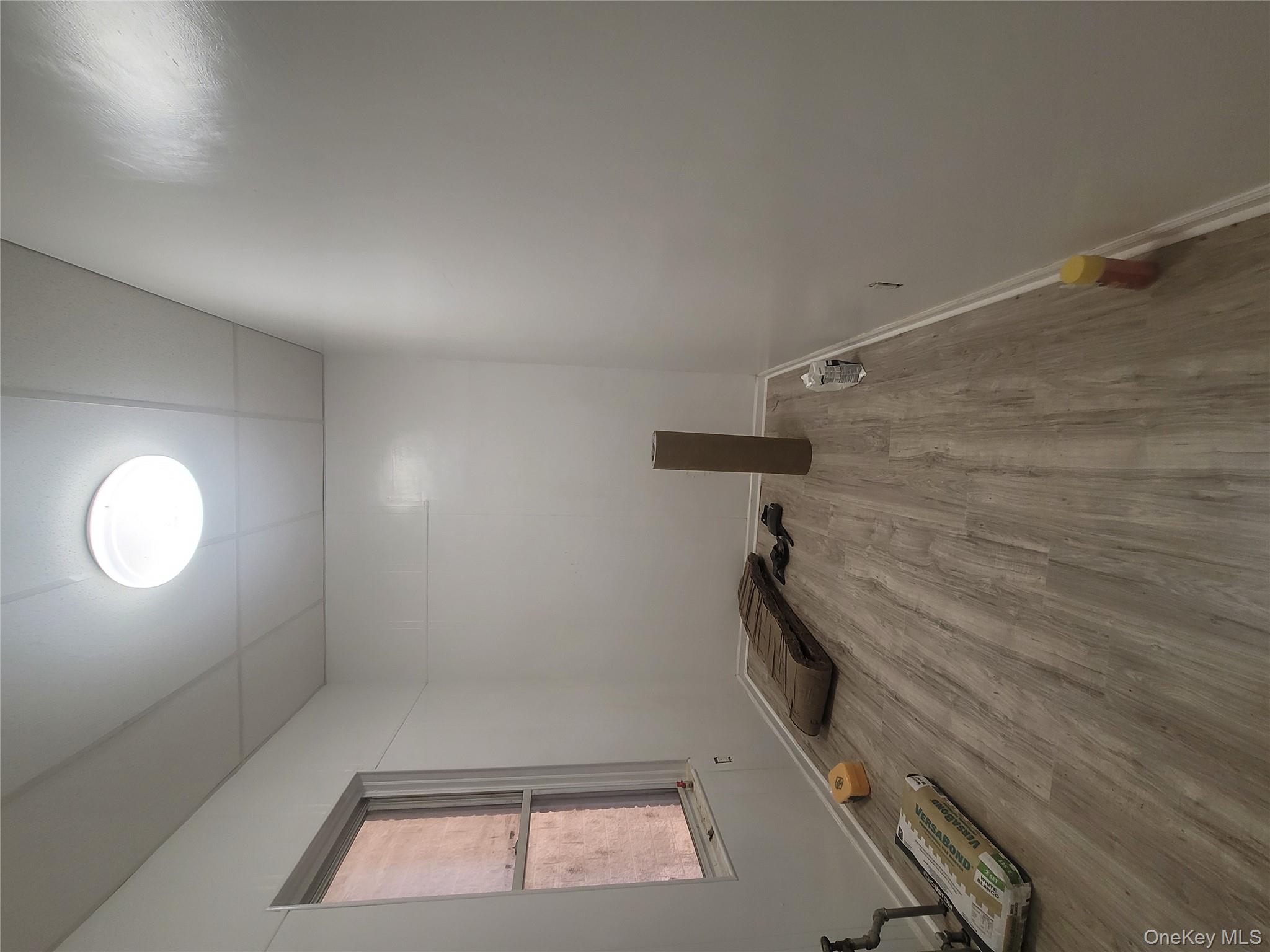 #5 photo, 3553 Holland Avenue, Bronx , NY 10467