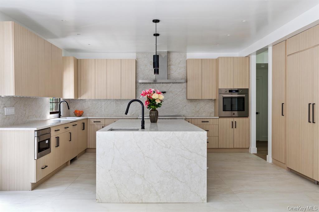 #10 photo, 33 High Farms Road, Glen Head , NY 11545