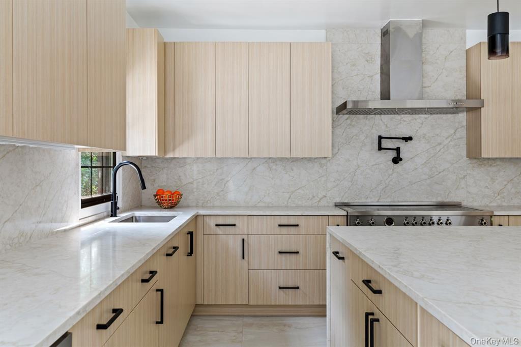 #11 photo, 33 High Farms Road, Glen Head , NY 11545