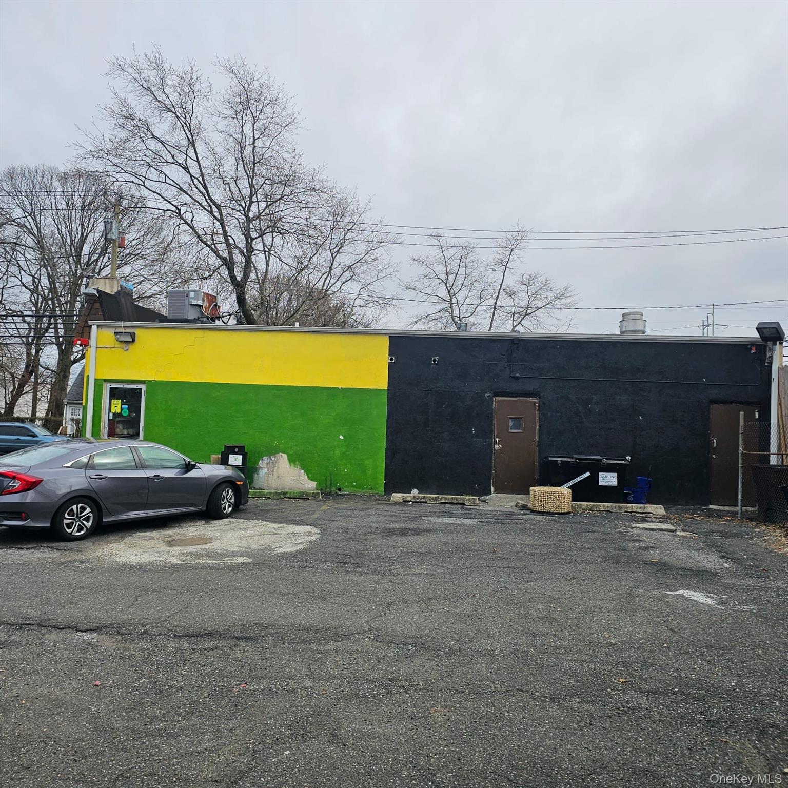 #13 photo, 137 Broadway, Huntington Station , NY 11746