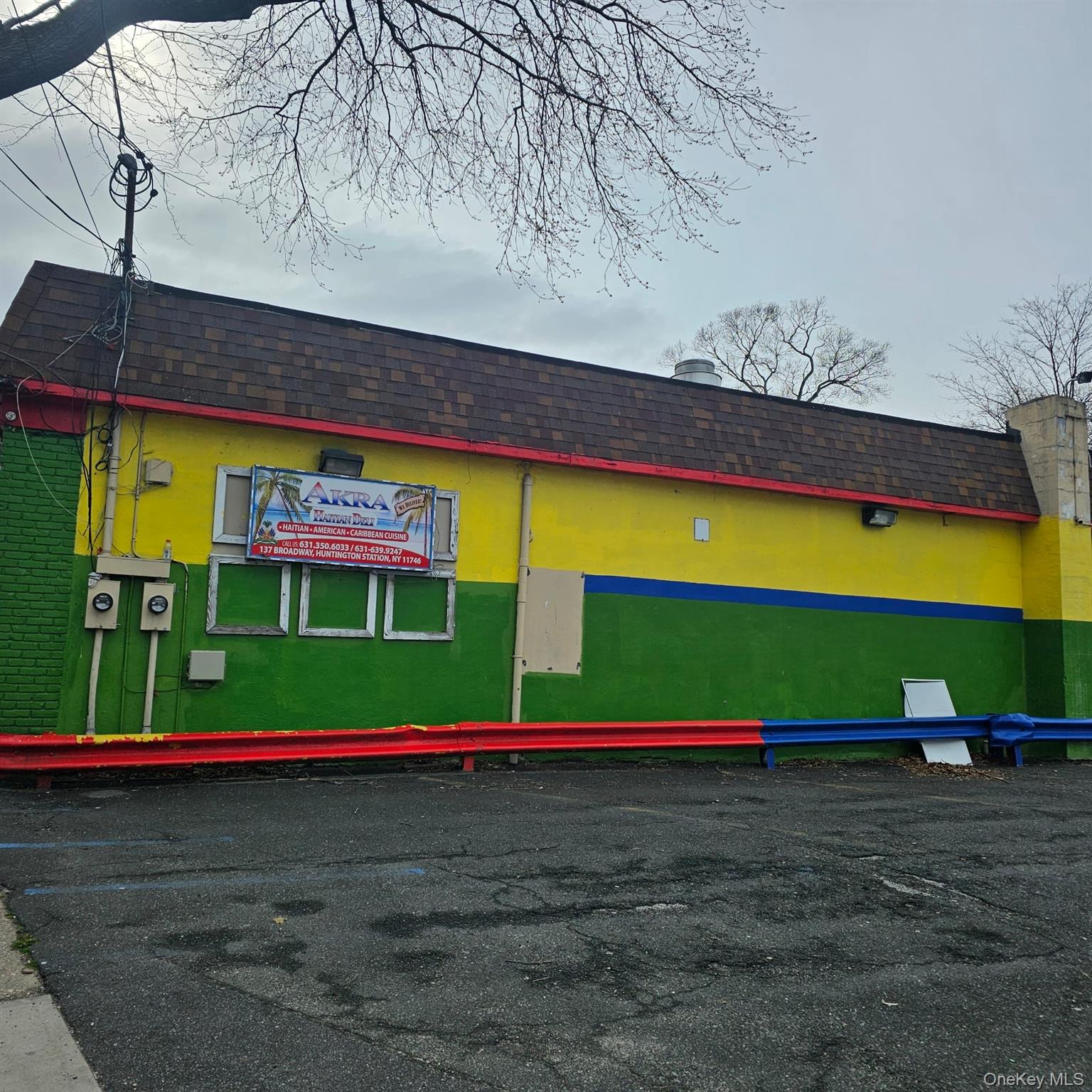 #4 photo, 137 Broadway, Huntington Station , NY 11746