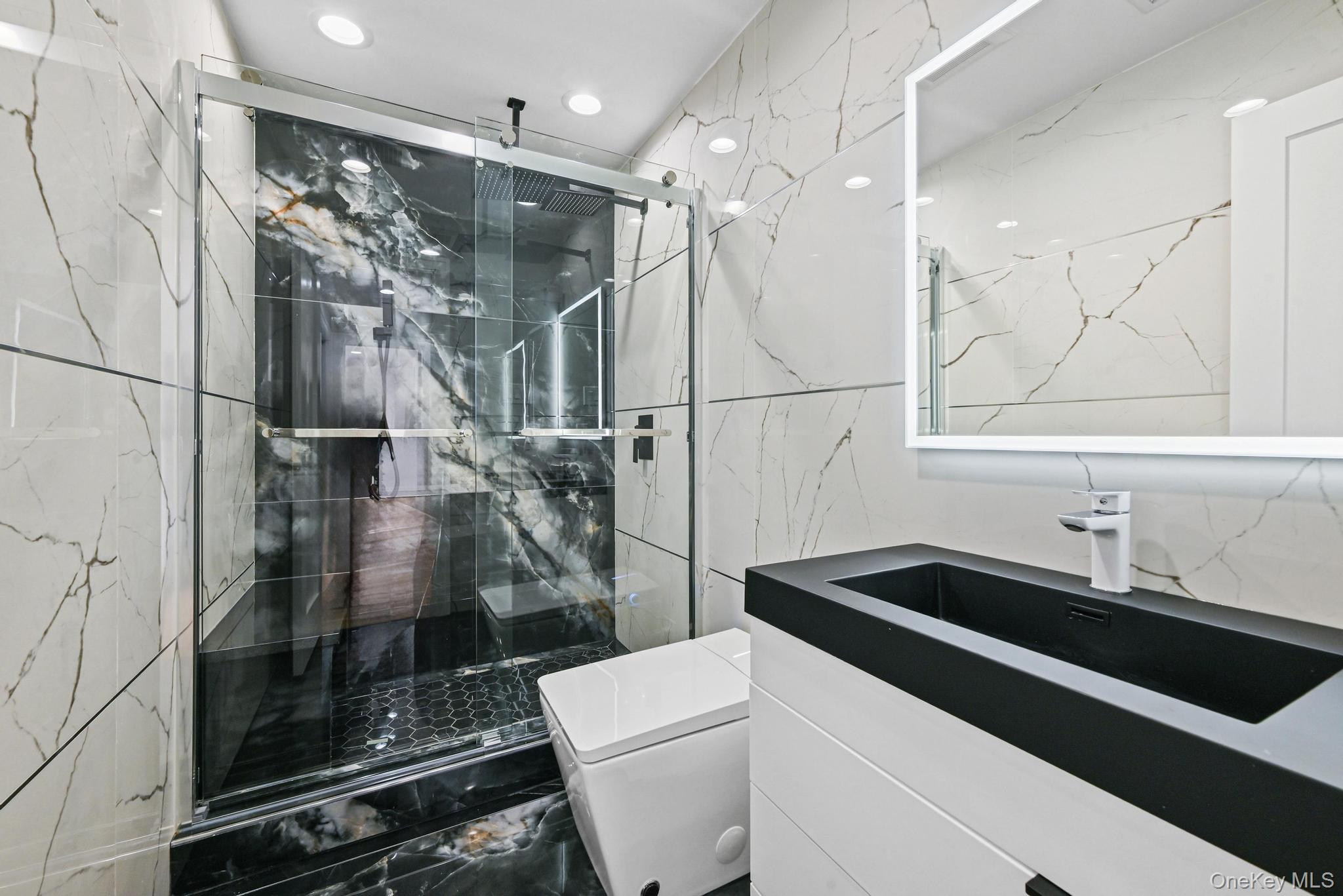 #7 photo, 2292 Vassar Place, Merrick , NY 11566