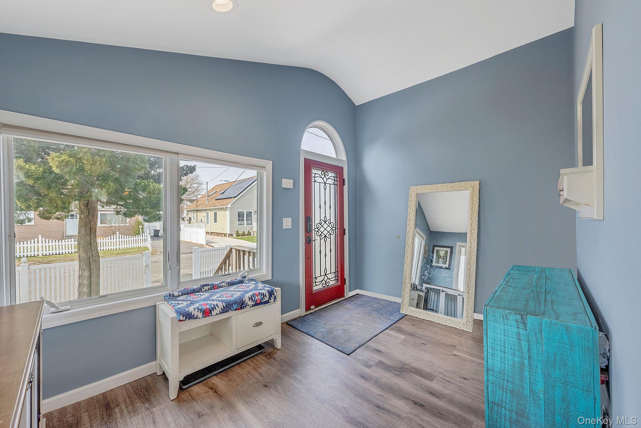 #16 photo, 794 Pecan Street, سوفولك Lindenhurst , NY 11757