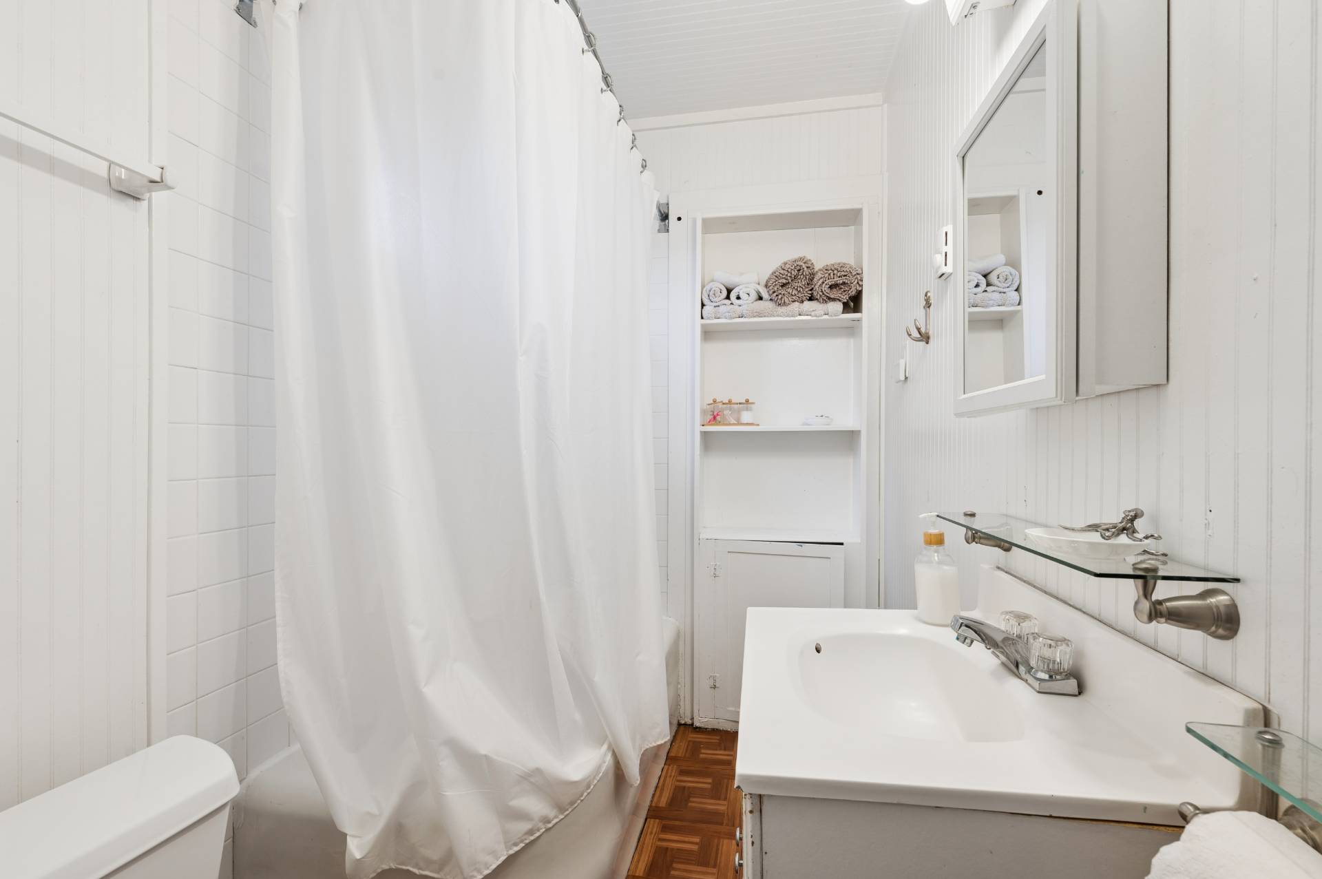 #10 photo, 6 PRIVATE ROW, Hampton Bays , NY 11946