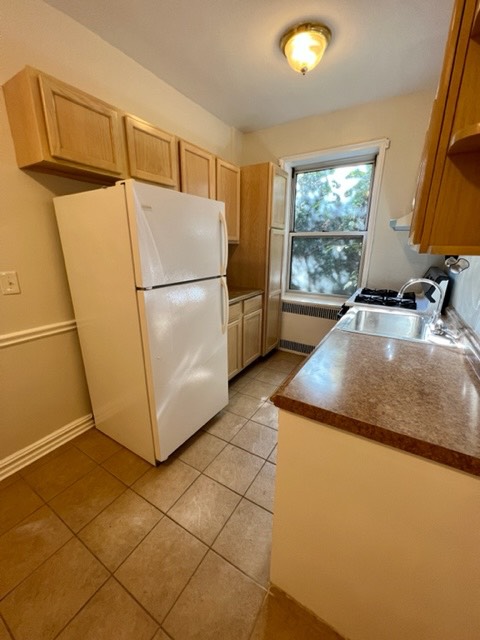 #3 photo, 824 Palmer Rd, #2F, Yonkers , NY 10708