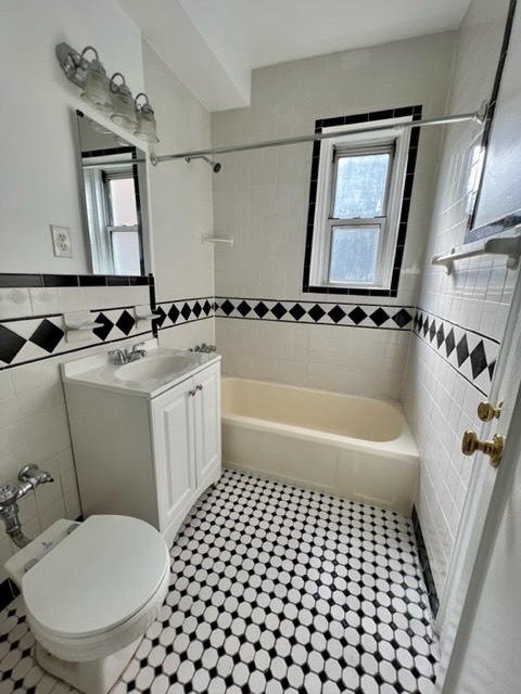 #8 photo, 824 Palmer Rd, #2F, Yonkers , NY 10708