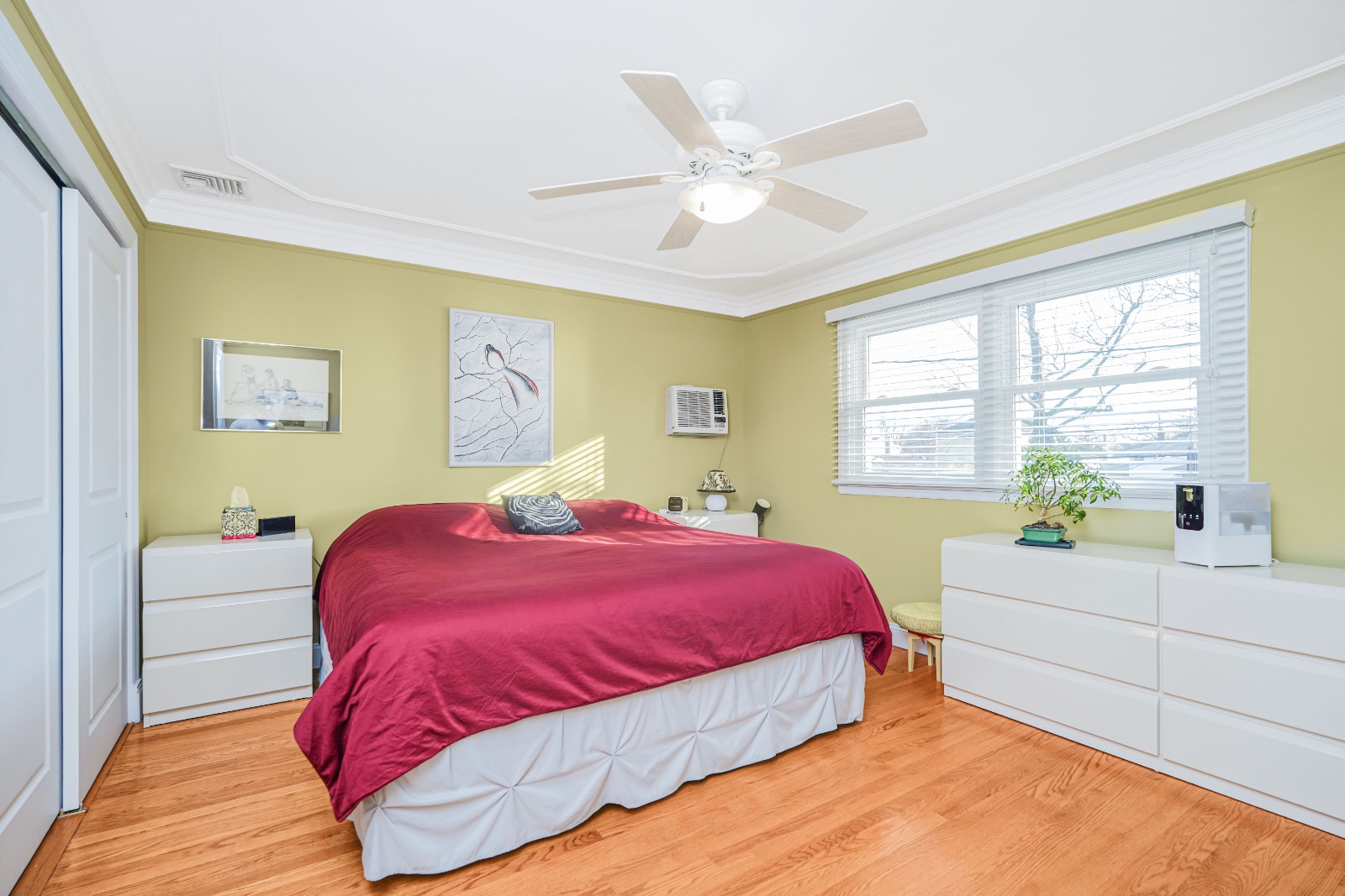 #10 photo, 175 Benton Ave, Staten Island , NY 10305