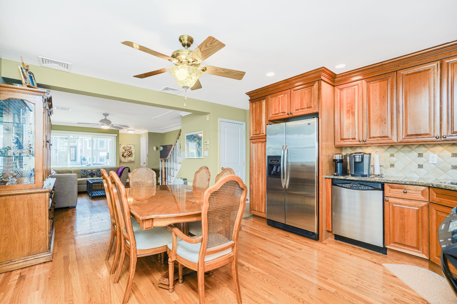 #7 photo, 175 Benton Ave, Staten Island , NY 10305