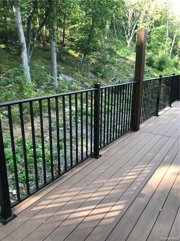 #17 photo, 23 Route 17, Tuxedo Park , NY 10987