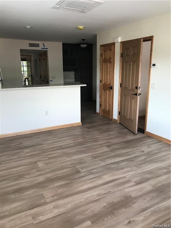 #7 photo, 23 Route 17, Tuxedo Park , NY 10987