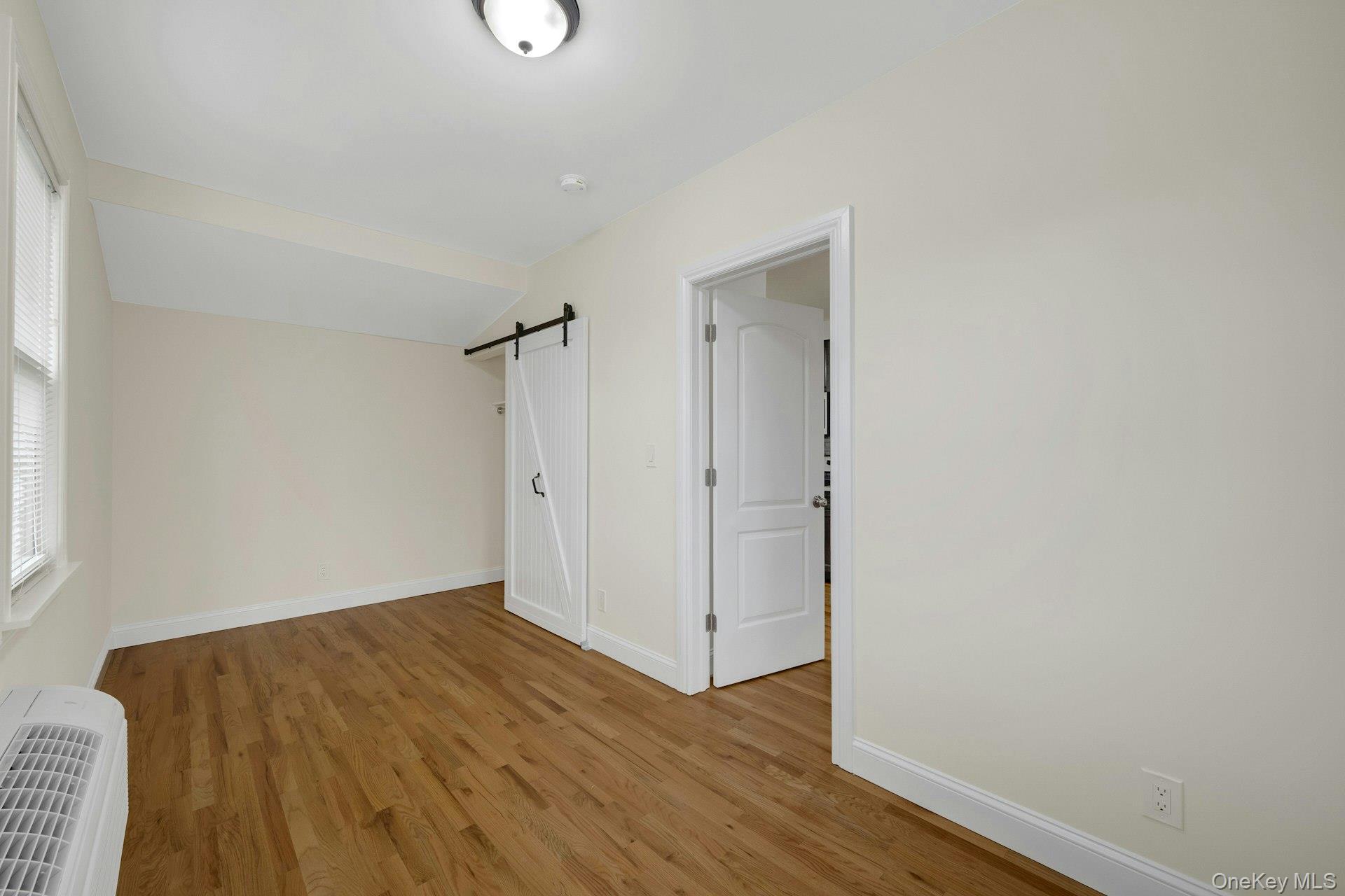 #9 photo, 10 9th Street, New Rochelle , NY 10801