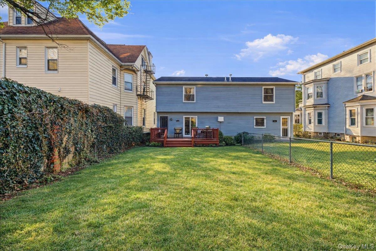 #13 photo, 208 Woodworth Avenue, Yonkers , NY 10701