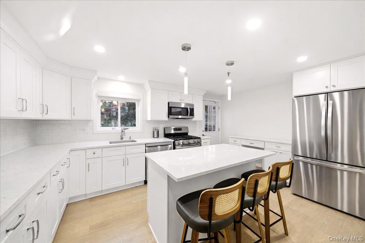 #2 photo, 208 Woodworth Avenue, Yonkers , NY 10701