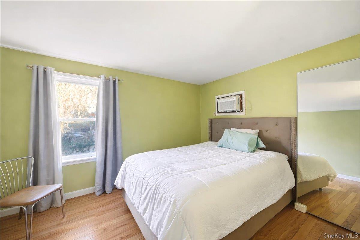 #8 photo, 208 Woodworth Avenue, Yonkers , NY 10701