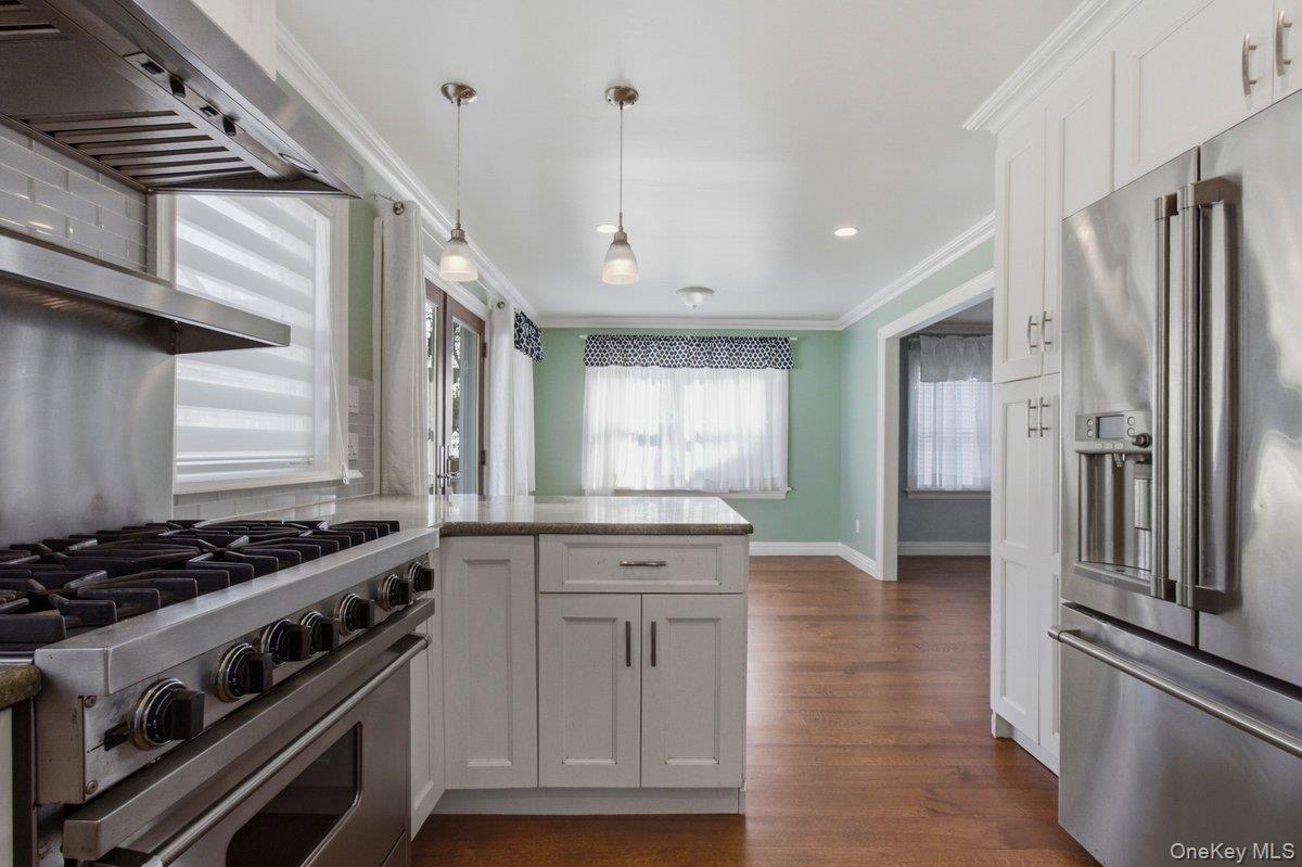 #11 photo, 246 Tibbetts Road, Yonkers , NY 10705