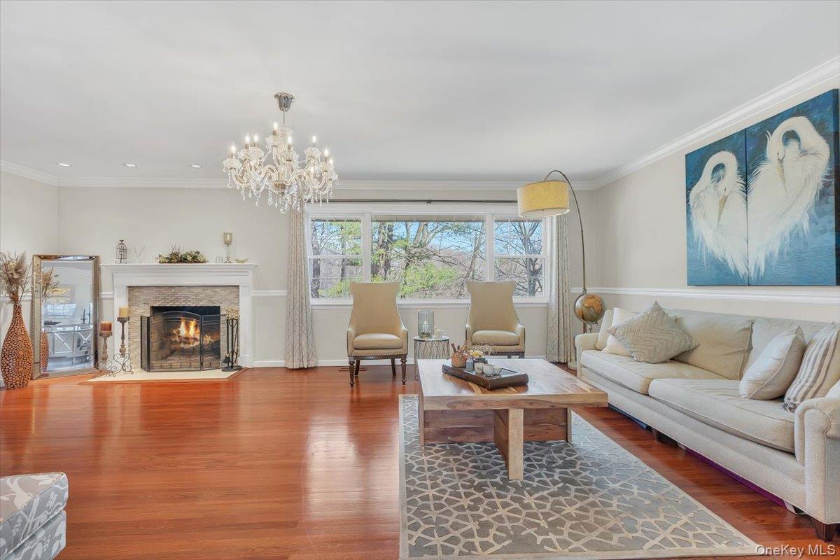 #5 photo, 47 Willow Drive, Briarcliff Manor , NY 10510