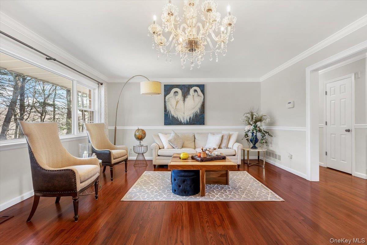 #6 photo, 47 Willow Drive, Briarcliff Manor , NY 10510