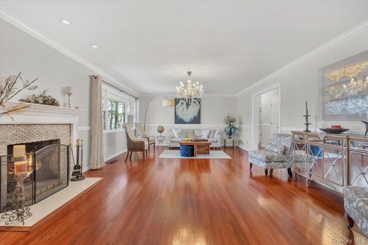 #7 photo, 47 Willow Drive, Briarcliff Manor , NY 10510