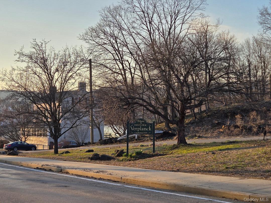 #17 photo, 139 8th Street, Verplanck , NY 10596