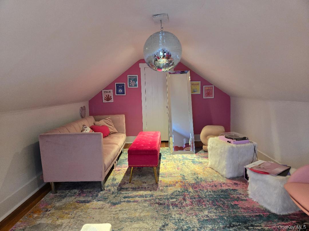 #8 photo, 139 8th Street, Verplanck , NY 10596