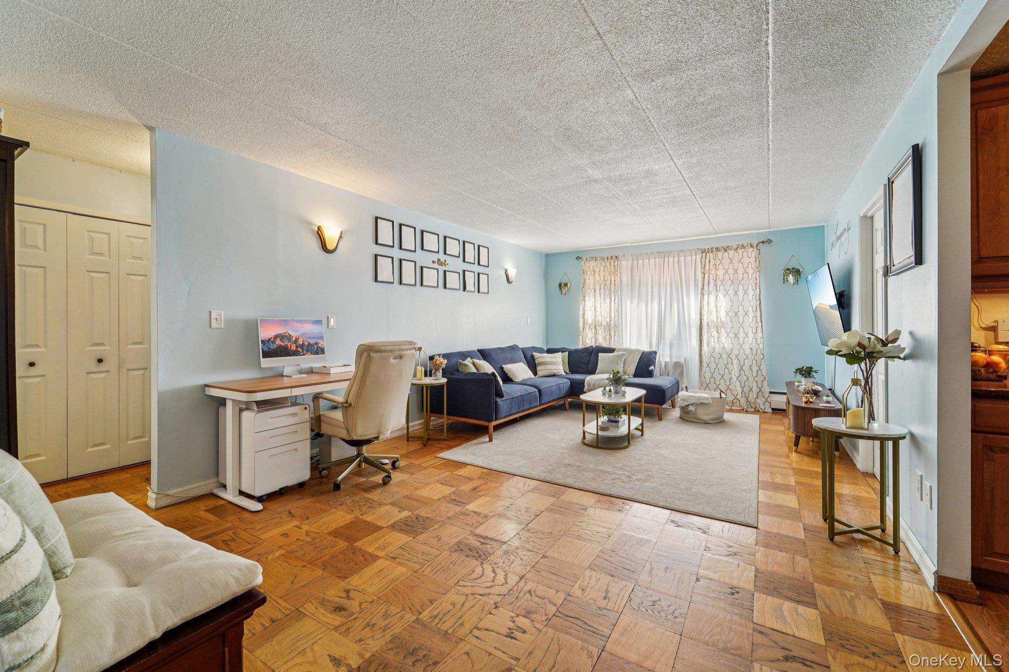 #7 photo, 1085 Warburton Avenue, Yonkers , NY 10701