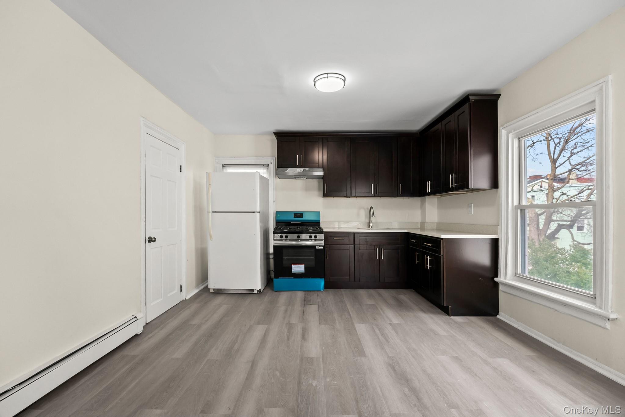 #2 photo, 11 Lafayette Place, Yonkers , NY 10701