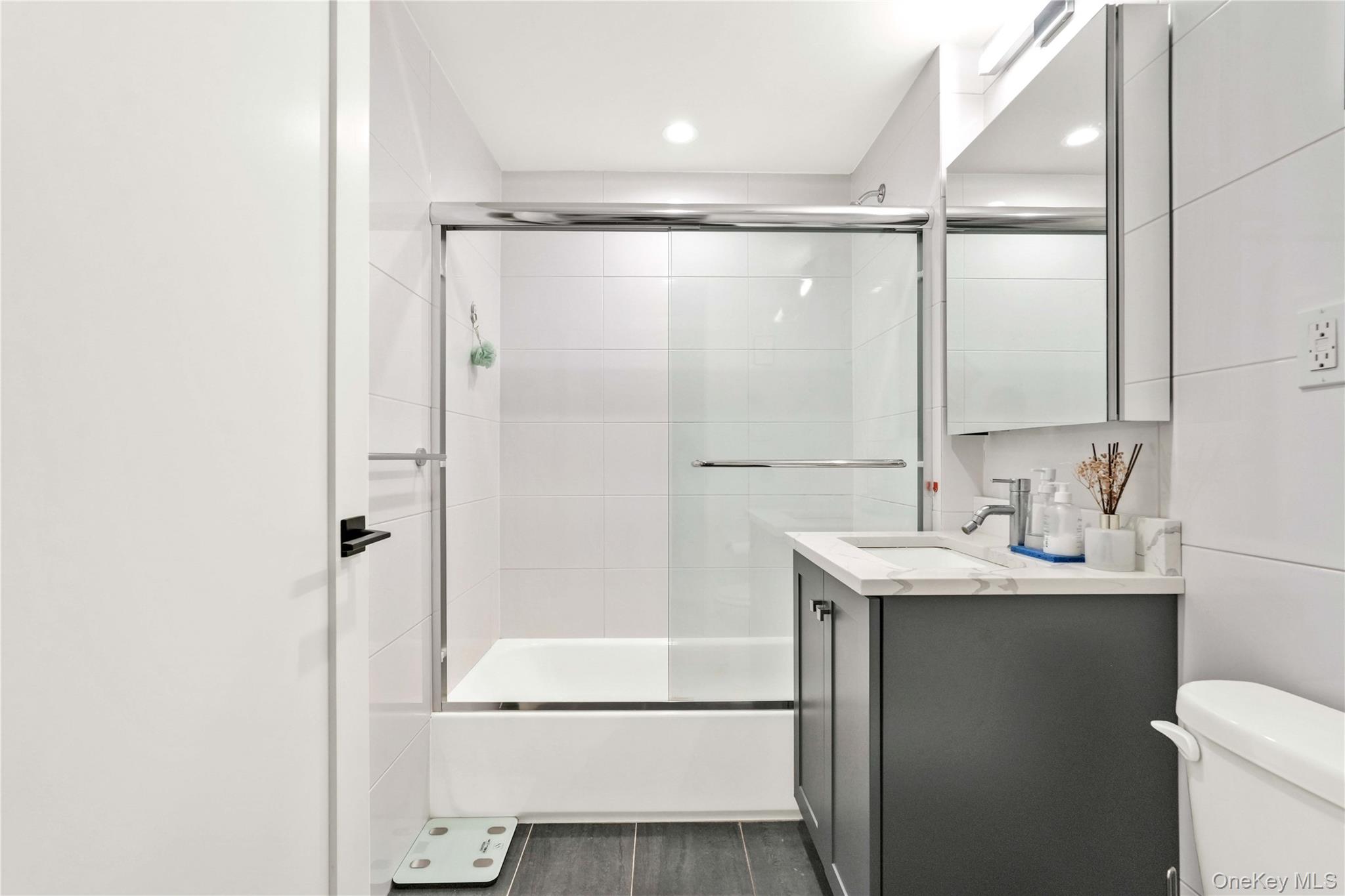 #13 photo, 31-41 29th Street, Astoria , NY 11106