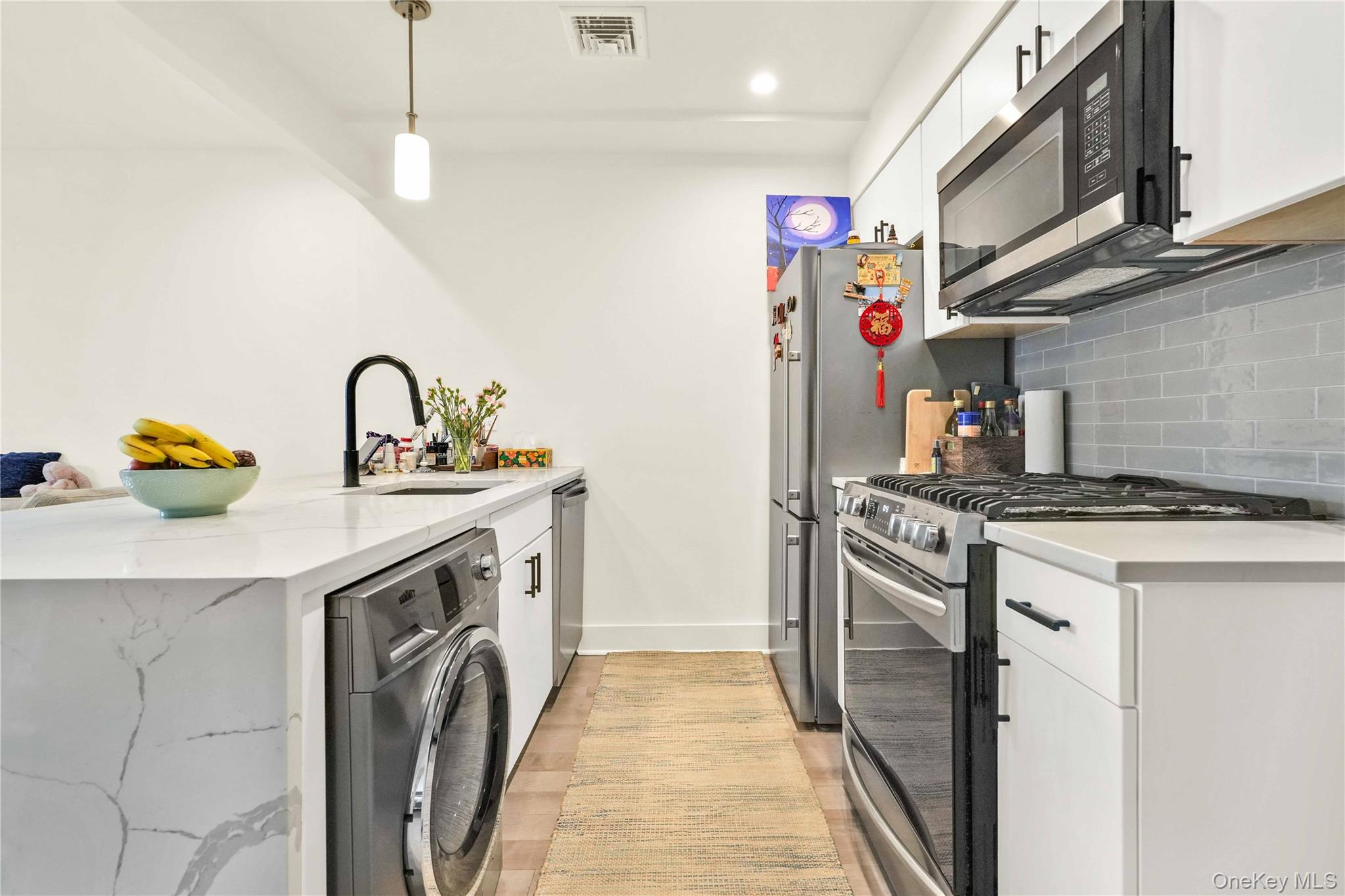 #7 photo, 31-41 29th Street, Astoria , NY 11106