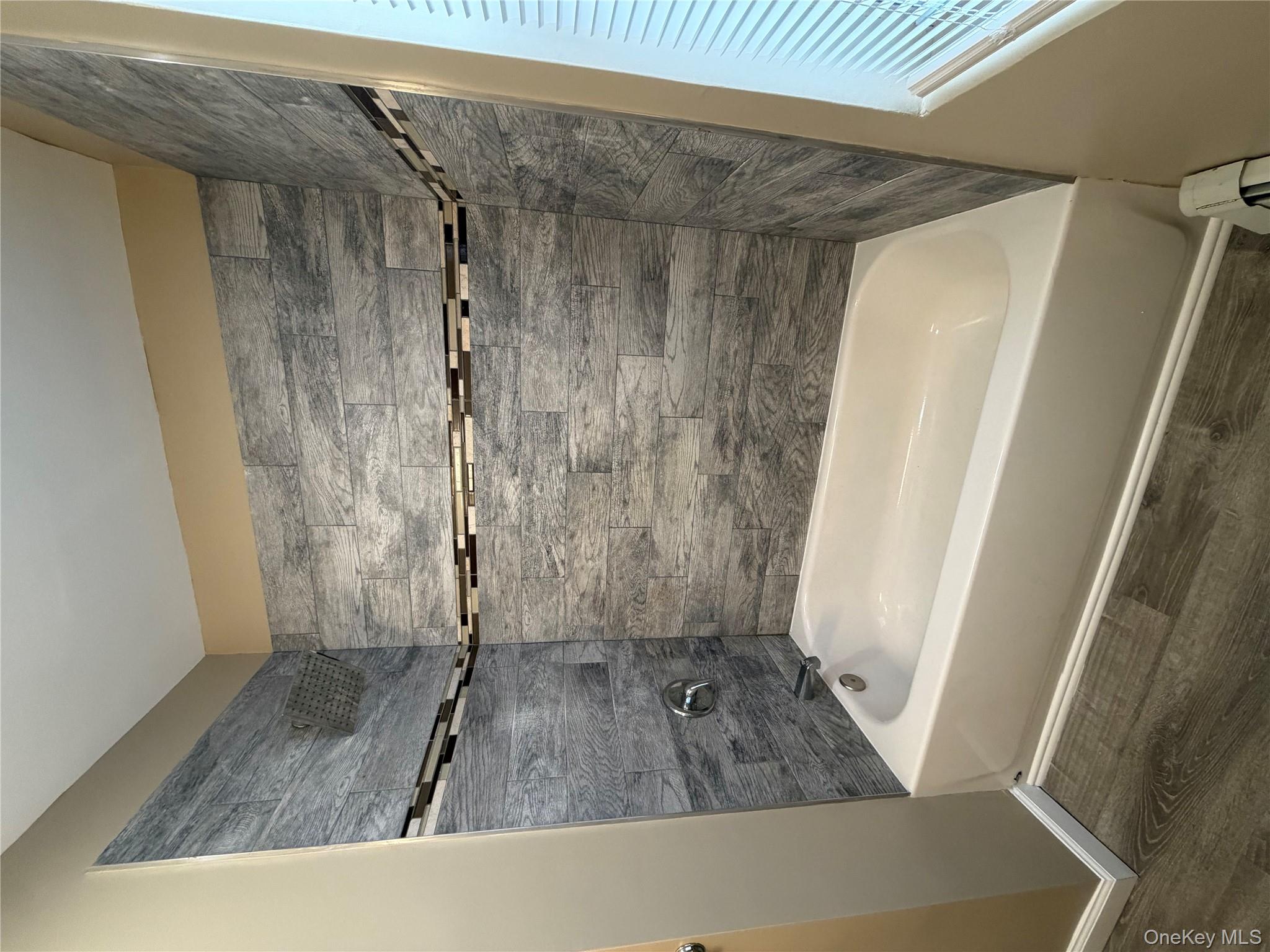 #8 photo, 79 Brook Street, Bay Shore , NY 11706